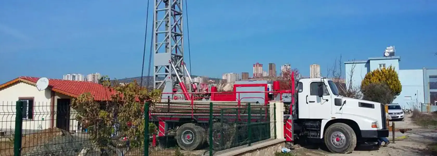 Suya açılan yolun adı: